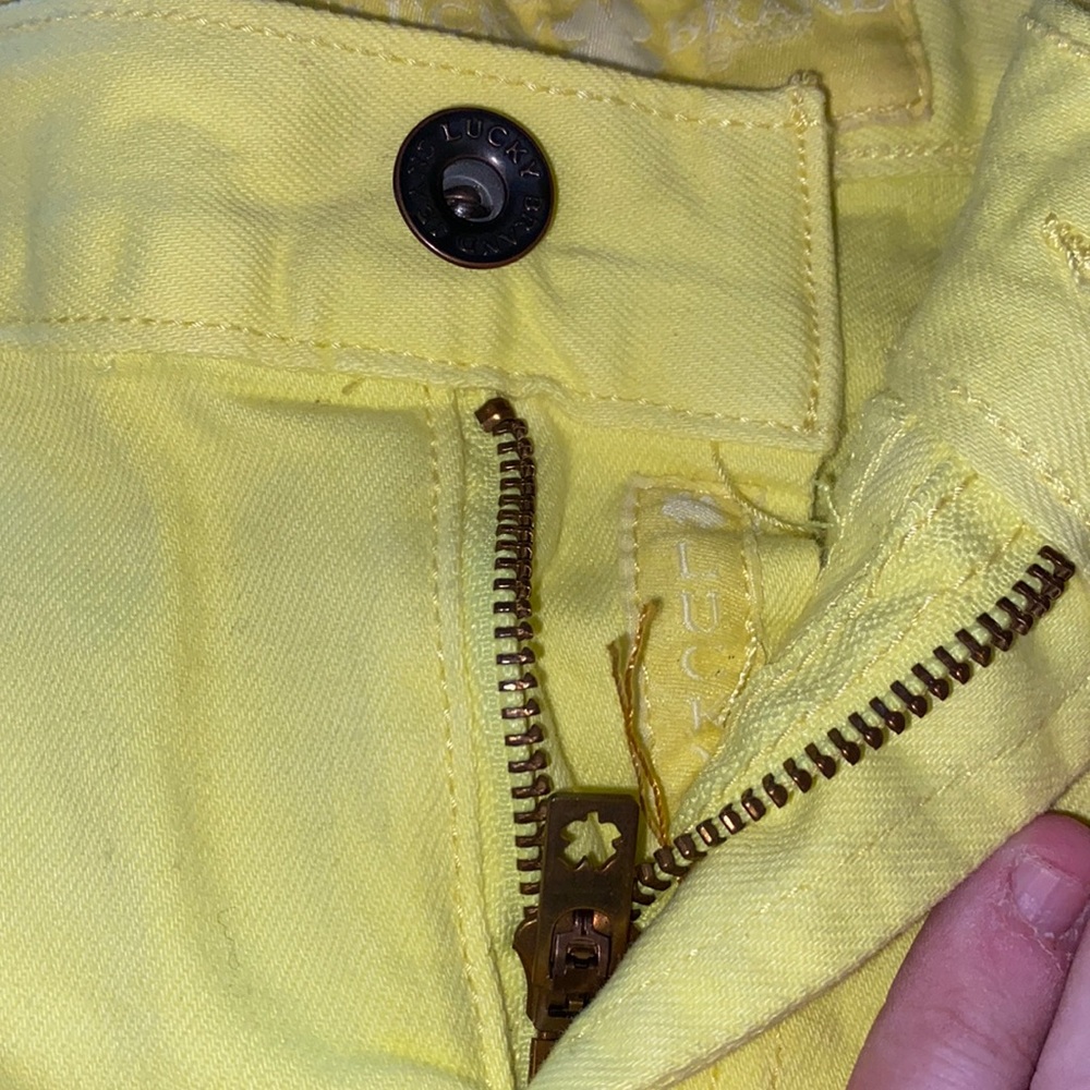 Lucky Brand Riley lemon yellow short shorts distressed hemline - Picture 5 of 8